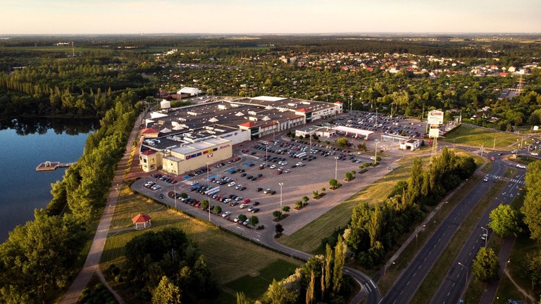 Stage Capital Sells Konin Centre