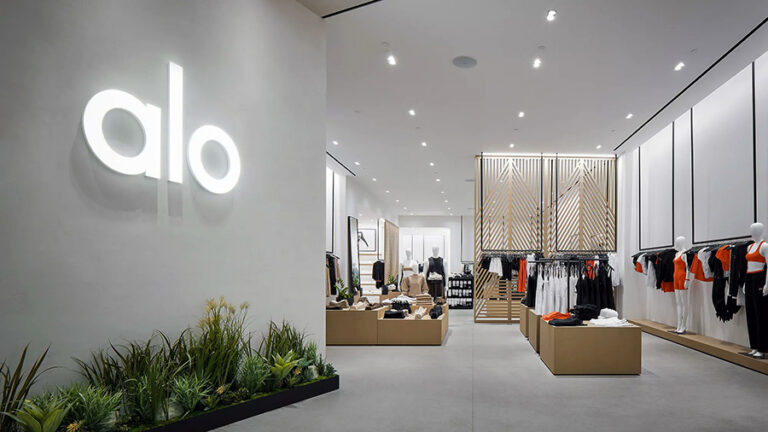 Alo Yoga to Open First Store in Paris