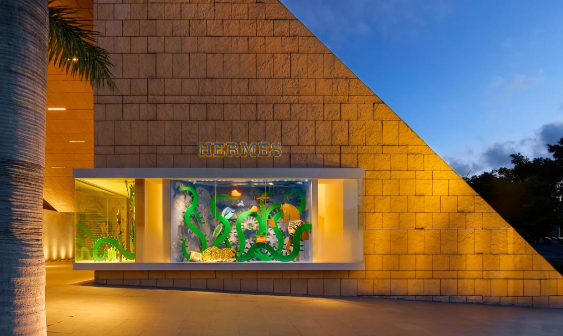 Hermes Has Opened its Newly Renovated Molière Store at El Palacio de Hierro Mall, Mexico City