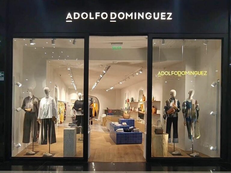 Adolfo Dominguez Returns to Argentina