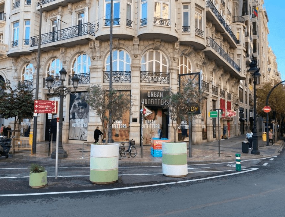 Urban Outfitters Strengthens Presence in Spain