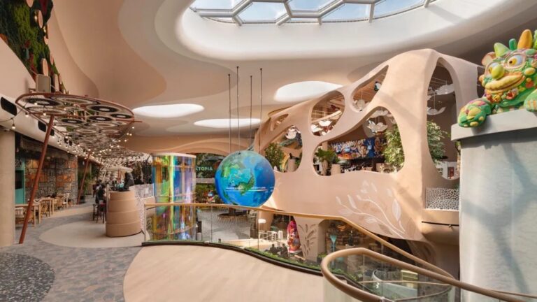 Siam Paragon Launches Sustainable Retail Building