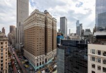 TJ Maxx Signs First New NYC Lease in a Decade TJ Maxx signs first new NYC lease in a decade