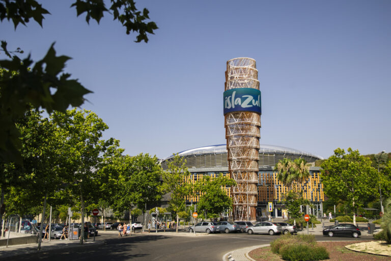 Henderson Park and Eurofund Group Sell Islazul Shopping Centre