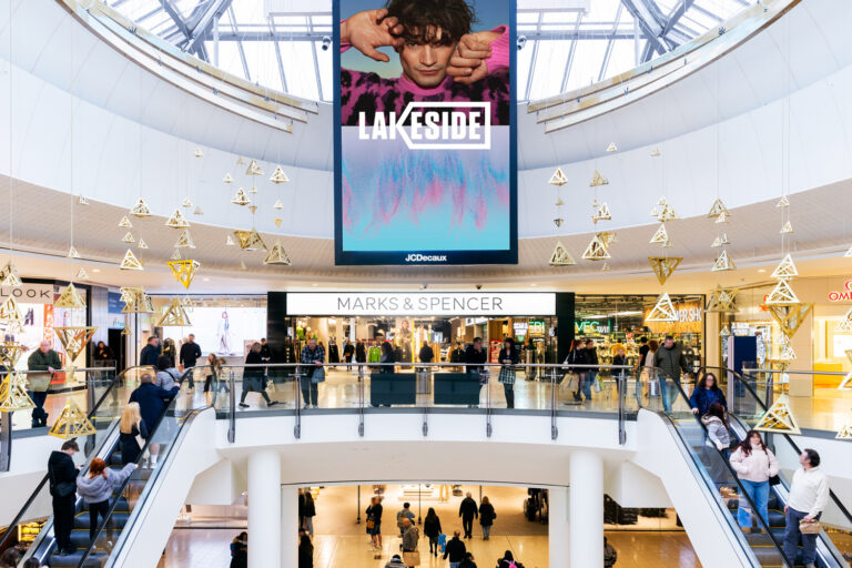 Lakeside Shopping Centre has announced that Hollister, a