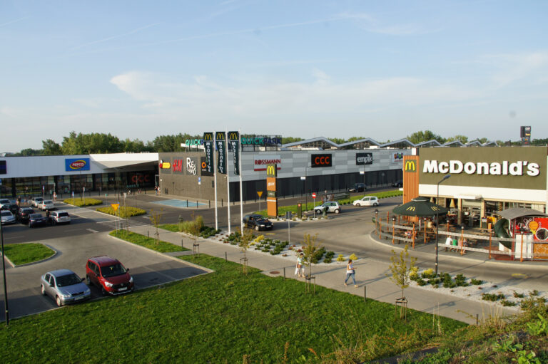 Mitiska REIM and Karuzela Holding Expand in Poland