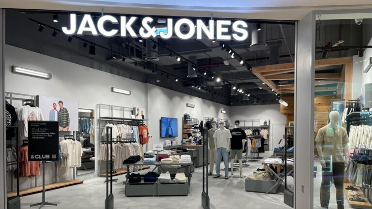 JACK & JONES Returns to the UAE
