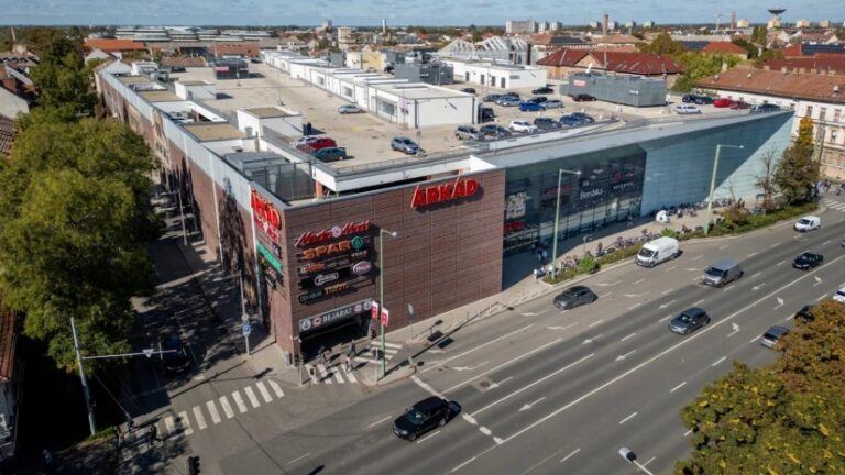 ECE Sells Árkád Szeged Shopping Centre