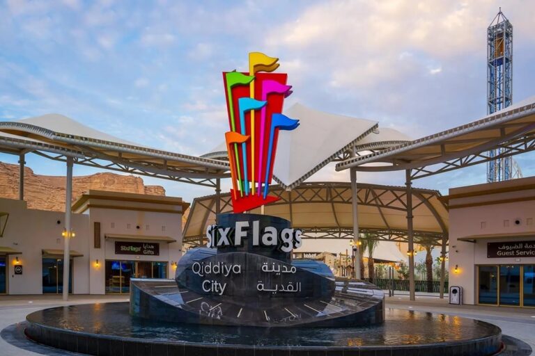 New Six Flags Theme Park Unveiled