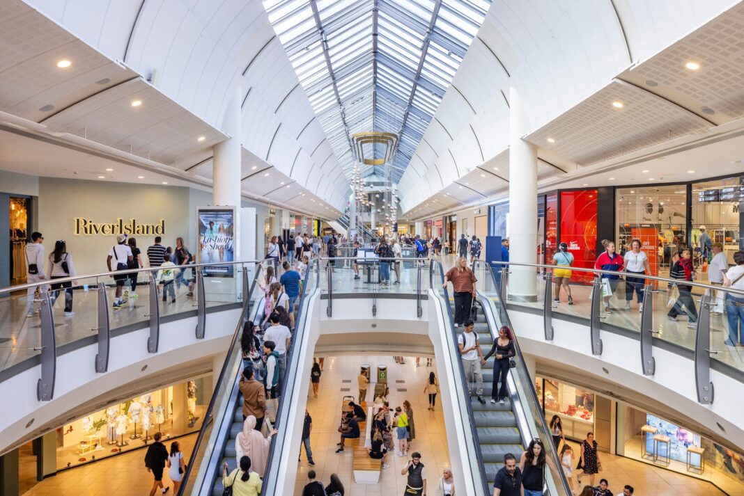LAKESIDE SECURES NEW F&B DEALS, AS VUE COMMITS TO MAJOR INVESTMENT