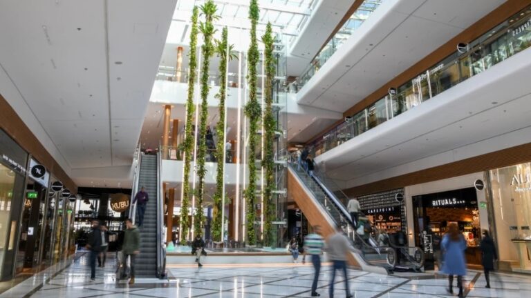 Aupark Shopping Centres Secures Refinancing