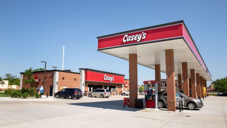 Casey’s Looking at Major Growth