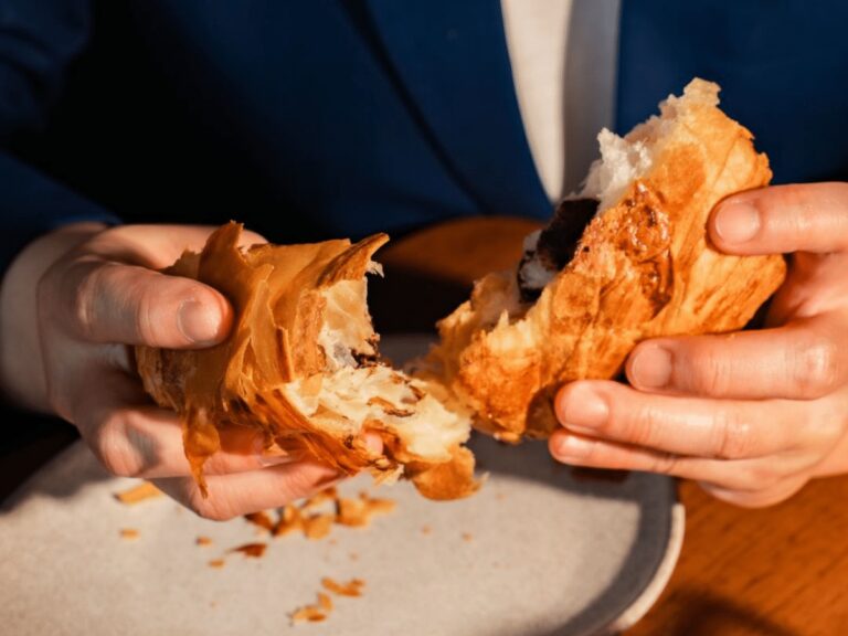 CRISP. Bakery Unveiled in Dubai