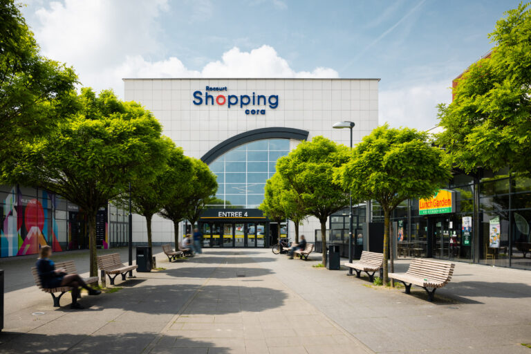 Cora Shopping Transformation Reaches Halfway