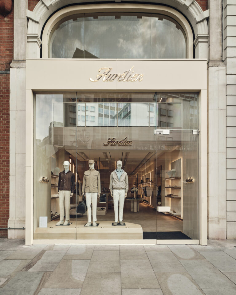 Aurélien Opens Flagship Store