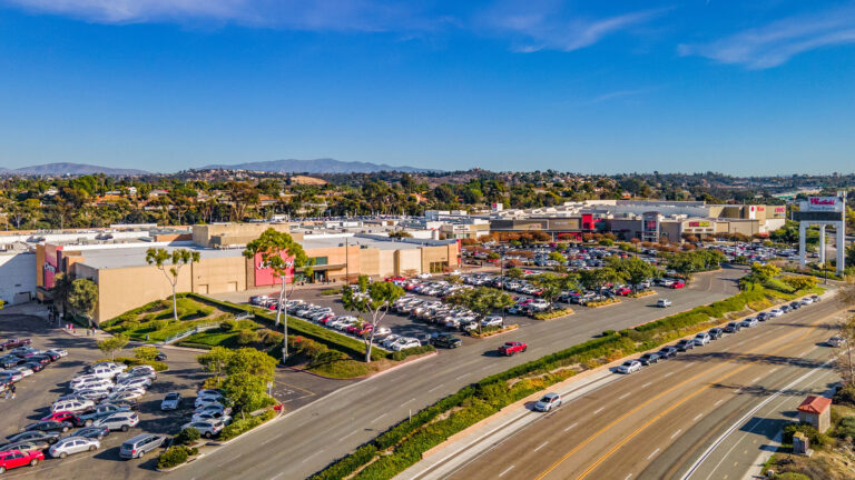 Henderson Park and Lowe Acquire Plaza Bonita Shopping Centre